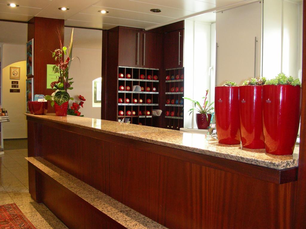 Hotel Astoria Франкфурт на Майн Екстериор снимка