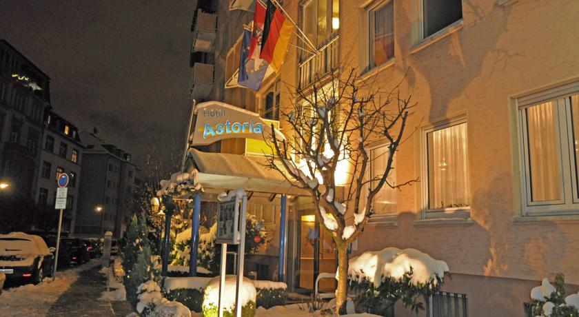 Hotel Astoria Франкфурт на Майн Екстериор снимка