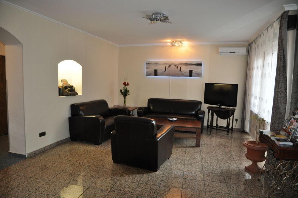 Hotel Astoria Франкфурт на Майн Екстериор снимка